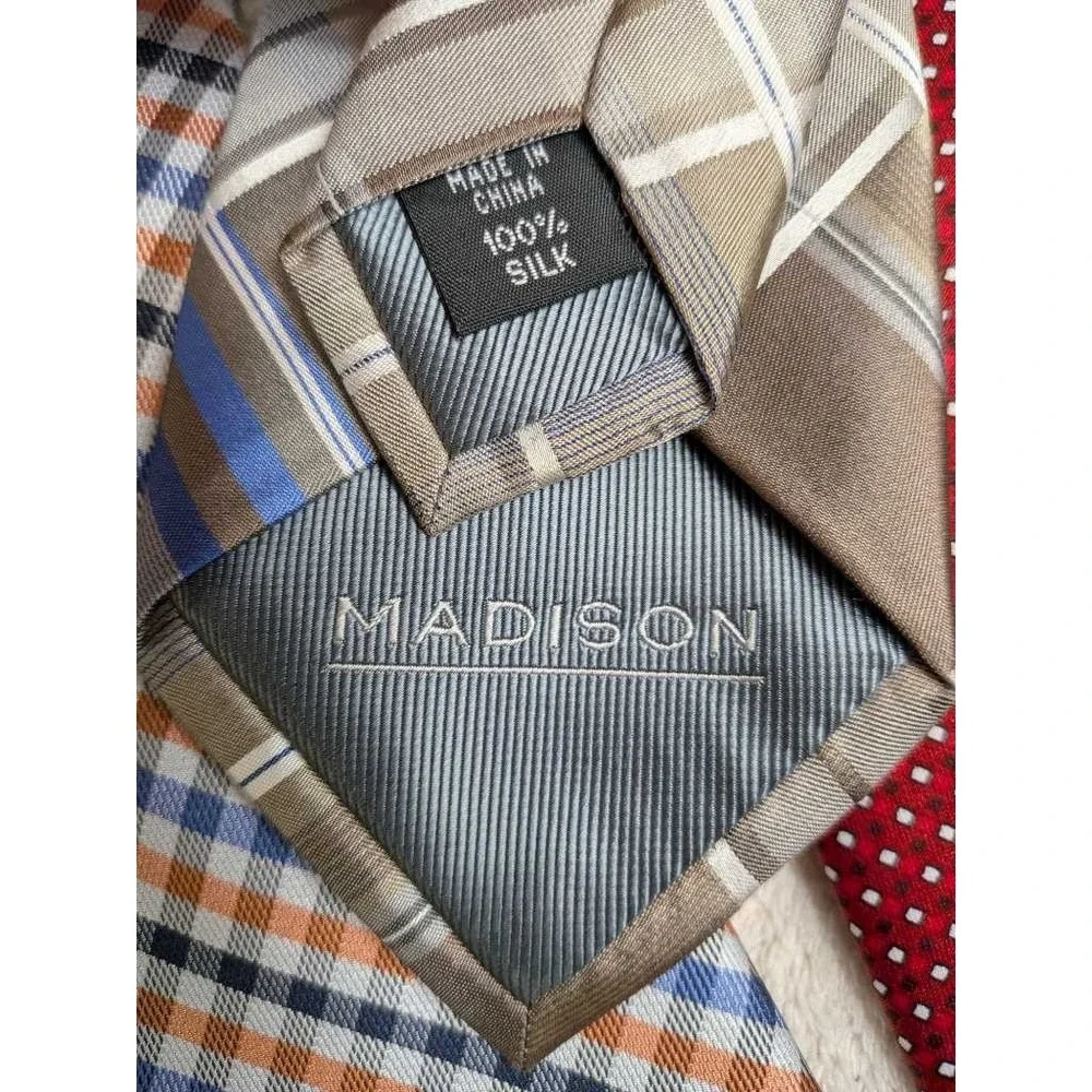 Pierre Cardin this listing